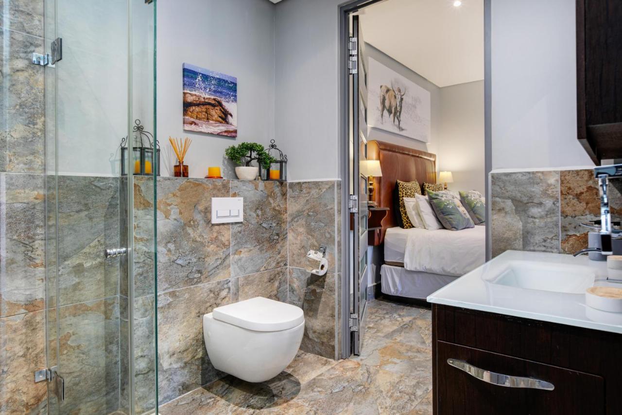 Apartment Solar Powered Camps Bay Sea View Cape Town