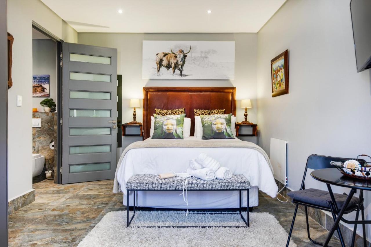 Apartment Solar Powered Camps Bay Sea View Cape Town