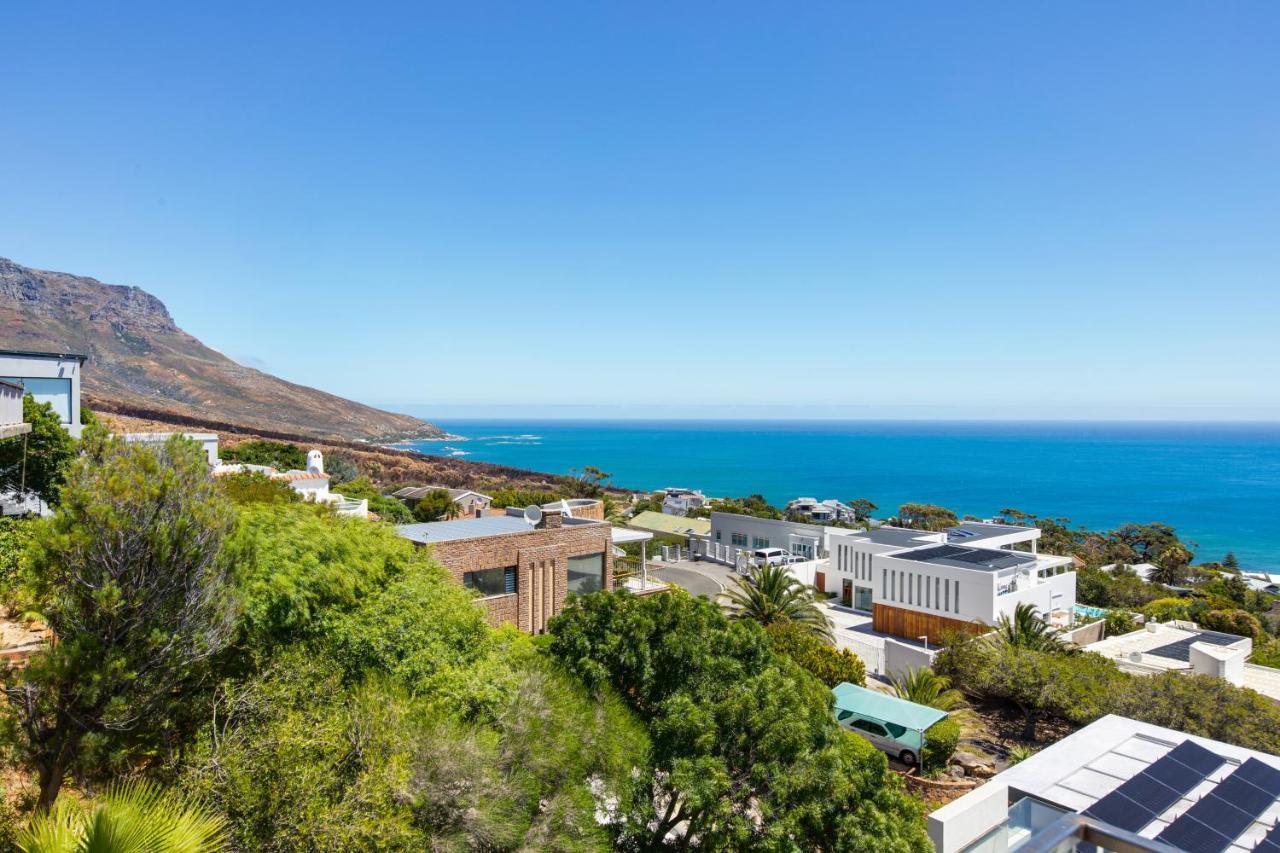Solar Powered Camps Bay Sea View Apartment *