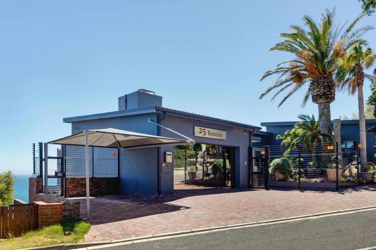 Solar Powered Camps Bay Sea View Apartment Cape Town