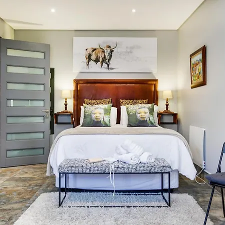 Solar Powered Camps Bay Sea View Apartment Cidade Do Cabo Exterior foto